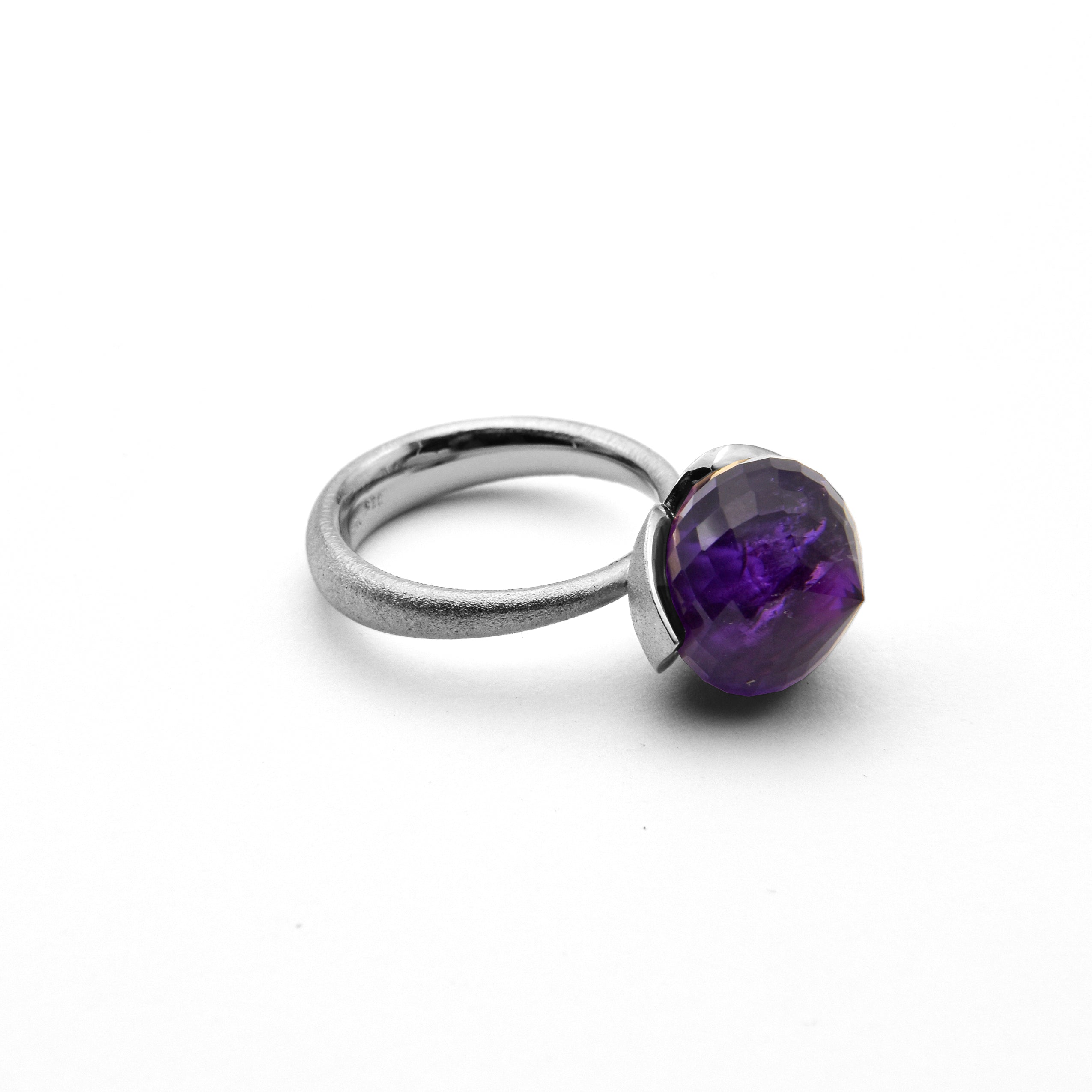 Dolce ring "groot" met amethist 925/-